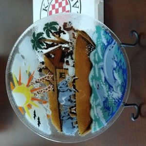 Peggy Karr Very Rare Collectible 11" Noah's Ark fused glass plate in box